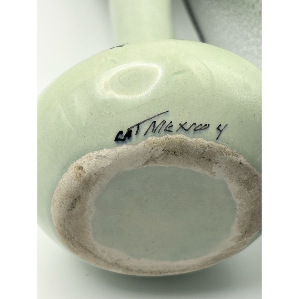Vintage CAT Mexico Hand Painted Pottery Bud Vase Green Floral Folk Art 8.5" - Picture 3 of 10
